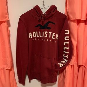 HOLLISTER! Maroon Hollister Hoodie!♥️